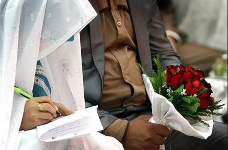 مراسم عقد آسان ۱۰ زوج جوان در رودبار جنوب برگزار شد