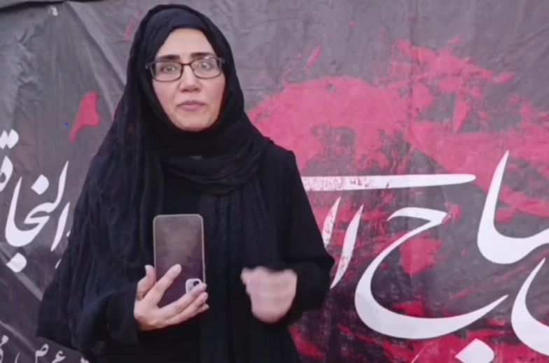 حجاب به زن قدرت و شخصیت می‌دهد