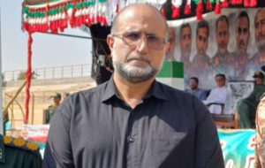 هر سیاهچادر عشایر یک پایگاه دفاعی است هر سیاهچادر عشایر یک پایگاه دفاعی است